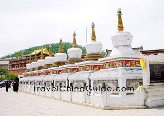 Stupas in Ta'er Monastery, Xining